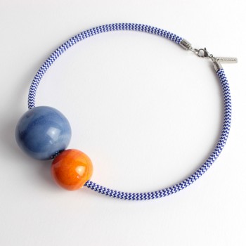 Collana in corda intrecciata con perle: BLU - ARANCIONE LAVA